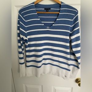 Tommy Hilfiger v neck sweater
